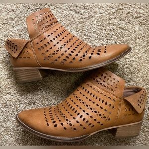 Seychelles Leather Bootie